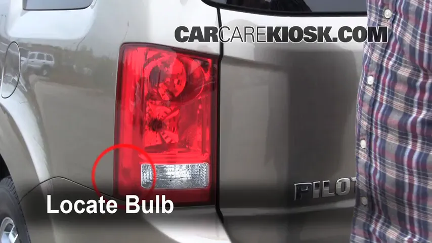 2009 Honda Pilot Touring 3.5L V6 Lights Tail Light (replace bulb)
